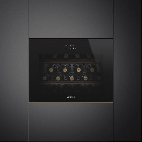Винный шкаф SMEG CVI621RWNR3