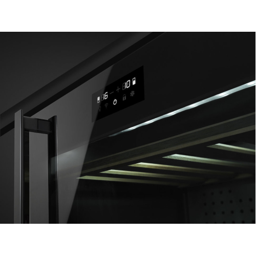 Винный шкаф SMEG CVI638RWN3