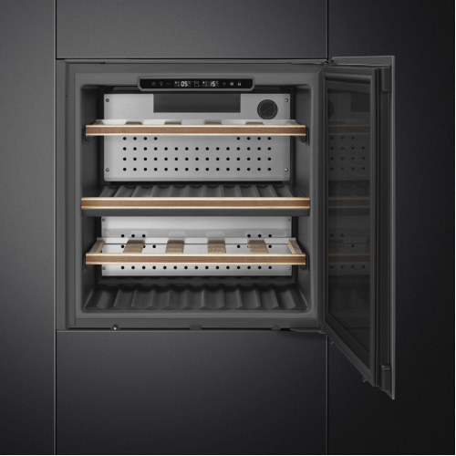 Винный шкаф SMEG CVI129B3