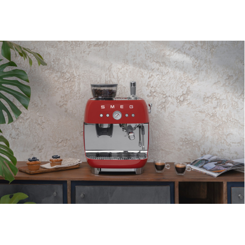 Кофемашина эспрессо SMEG EGF03RDEU