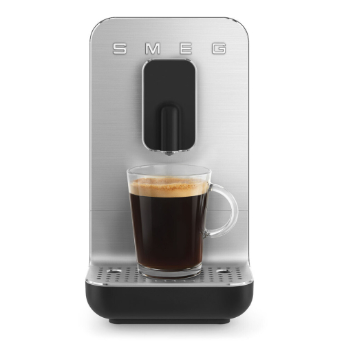 Кофемашина SMEG BCC11BLMEU