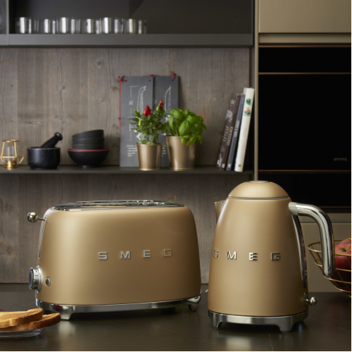 Тостер на 2 ломтика SMEG TSF01CHMEU